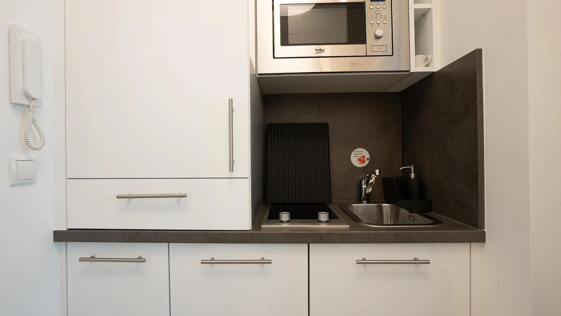 Bright & Modern Studio In Center With A Queen Bed Vídeň Apartmán