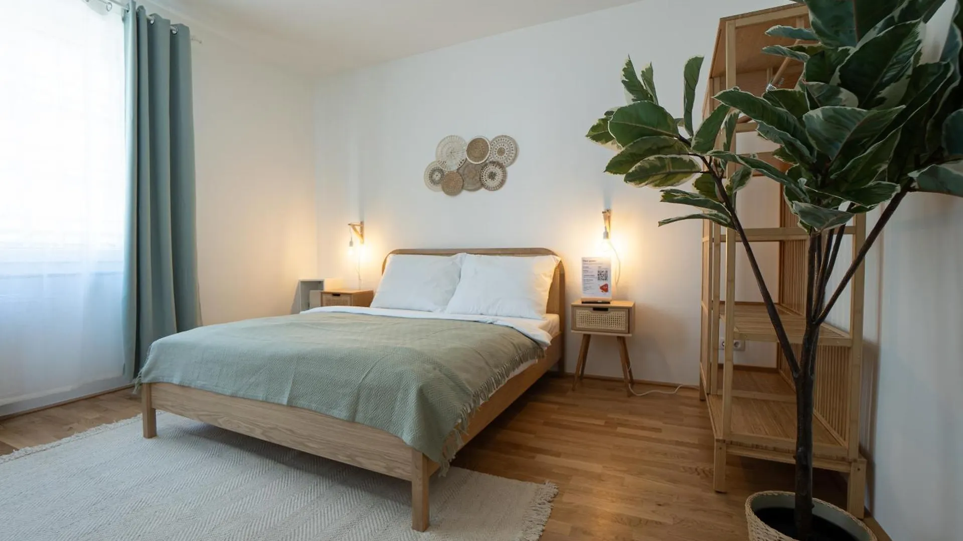 Bright & Modern Studio In Center With A Queen Bed فيينا